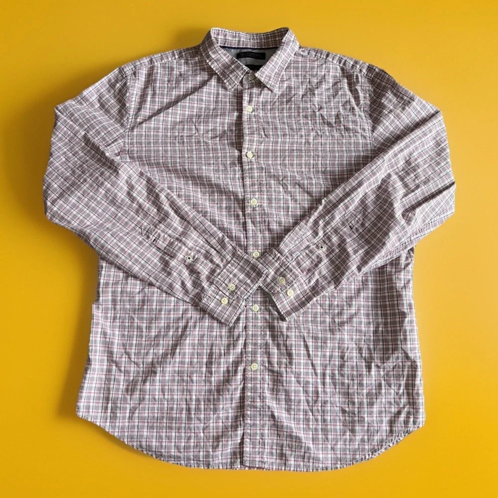 Banana Republic Tailored Slim Fit Button Up Shirt XL Red Jersey Brick Pattern